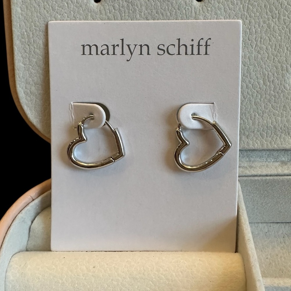 Marlyn Schiff Heart Huggie Earrings‎ NWT